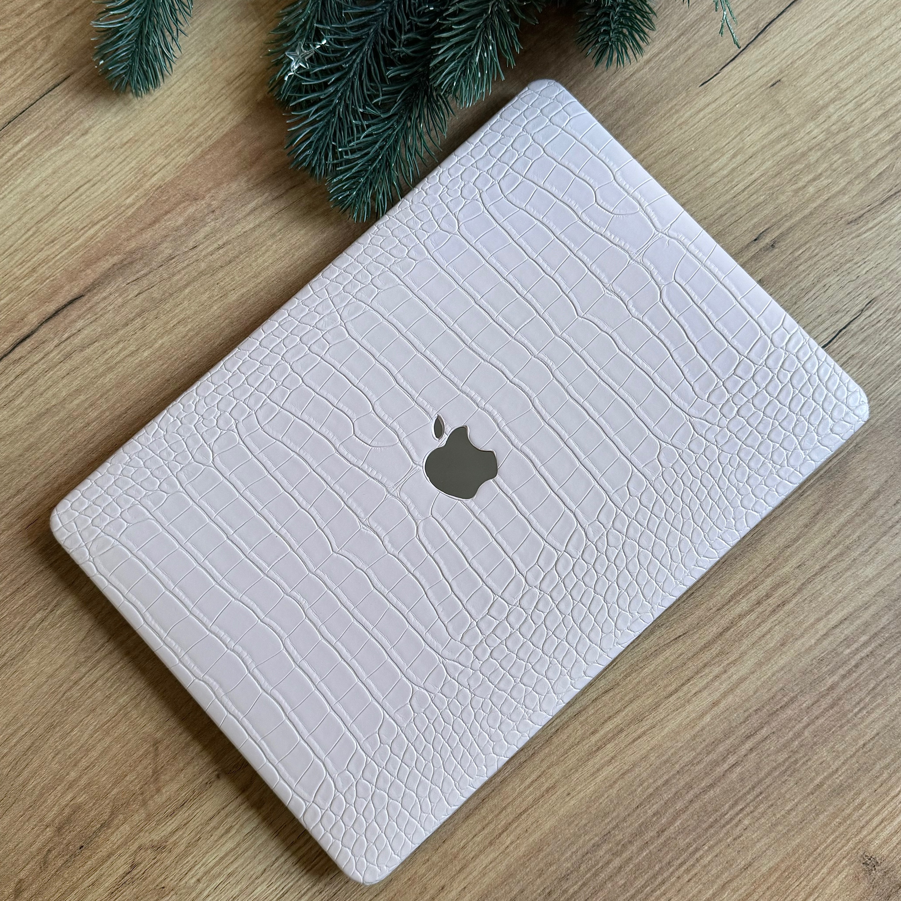 Чохол накладка на MacBook air 13 M2 (A2681) шкіра (Світло Рожевий)