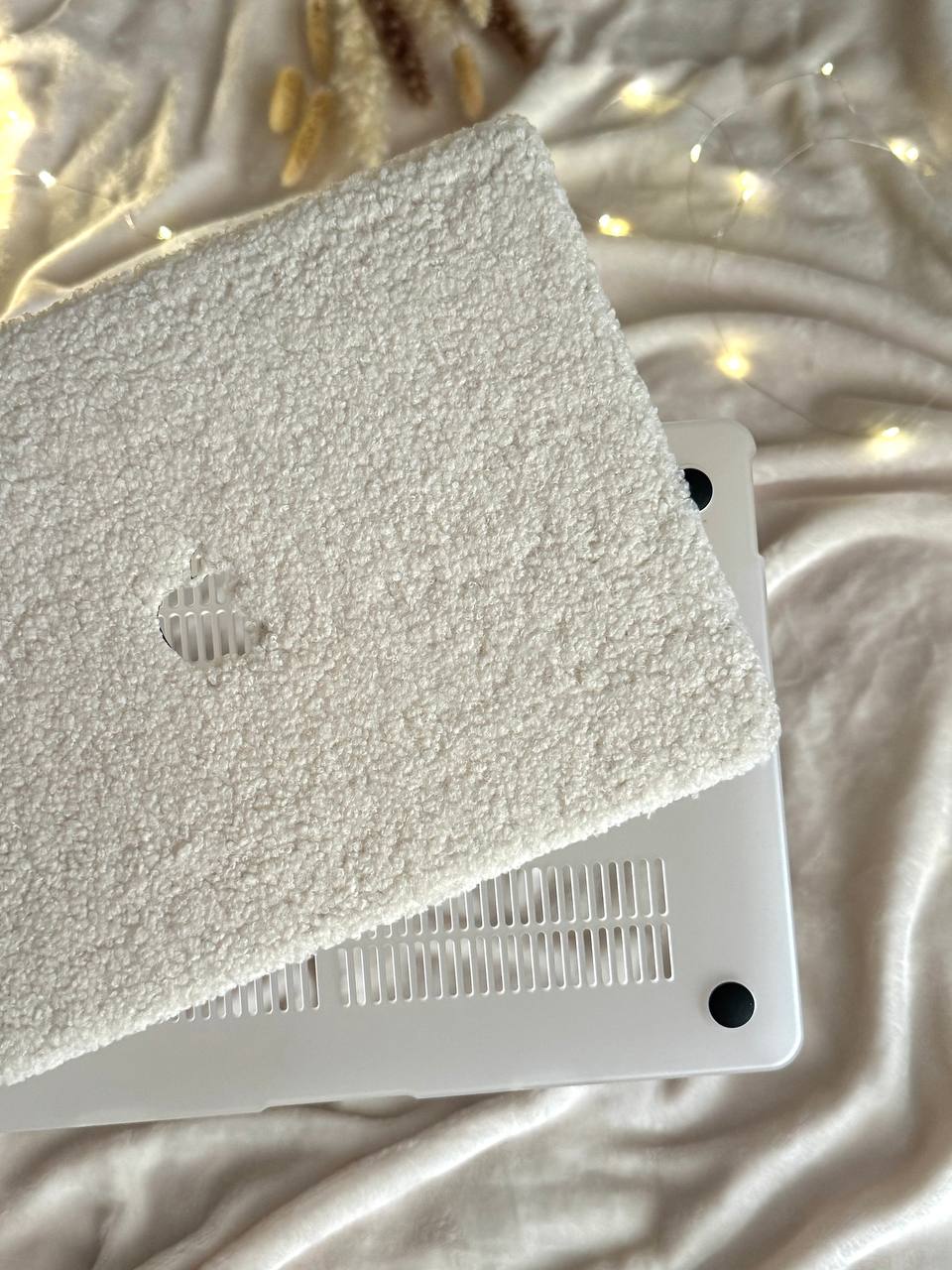 Чохол-накладка тканинний Teddy Fabric PRO для MacBook Neo 13" A18 (2026) (айворі)