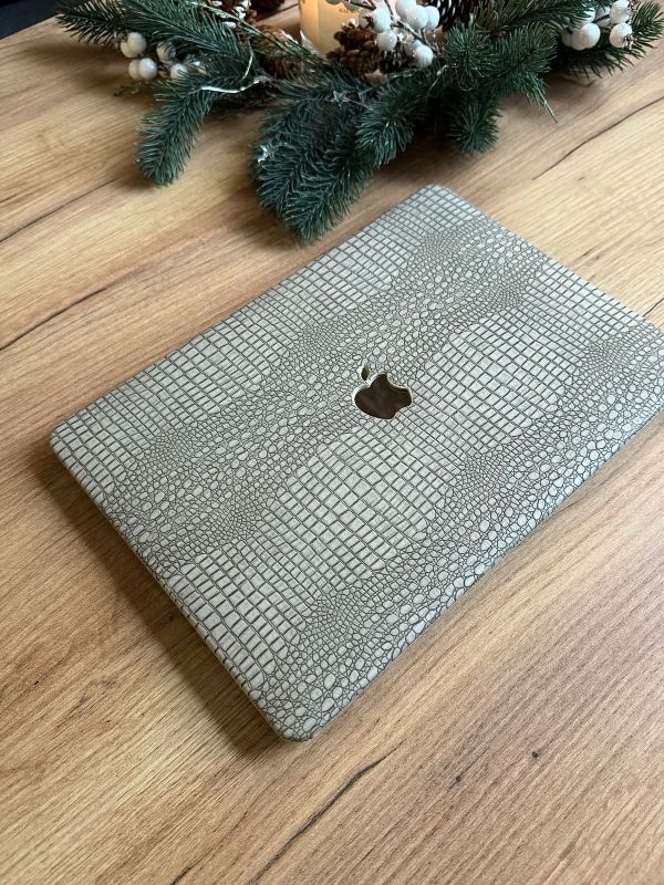 Чохол накладка на MacBook Pro 13  M1/M2/M3 ШКІРЯНИЙ (Айворі)