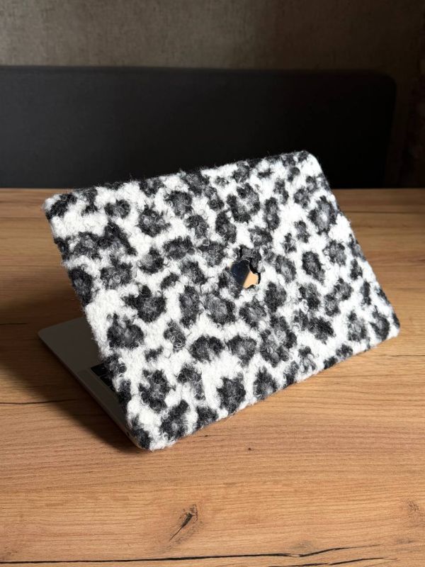 Чохол-накладка тканинний Teddy Fabric PRO для MacBook Neo 13" A18 (2026) (леопард)