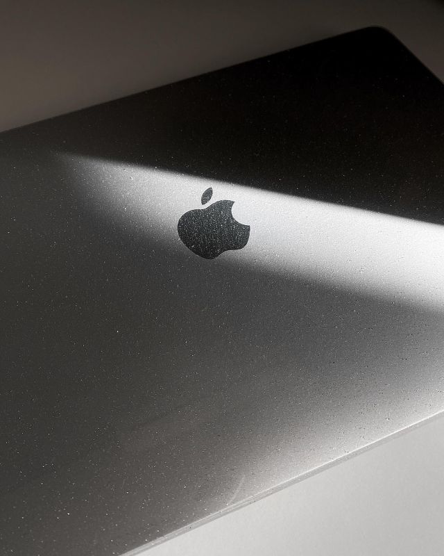 Чохол для MacBook PRO 13" (2018 - 2020) з блискітками (Прозорий)