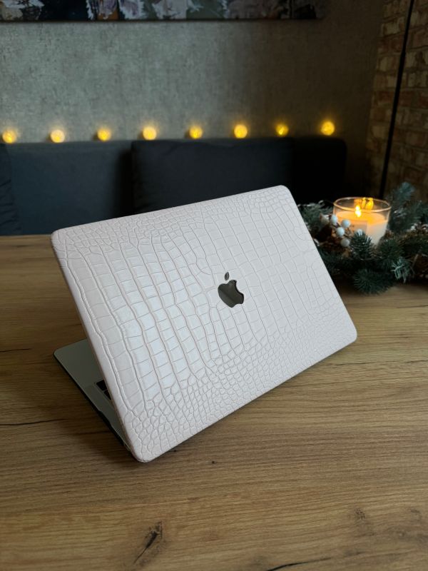 Чохол накладка на MacBook Pro 13  M1/M2/M3 ШКІРЯНИЙ (Світло рожевий)
